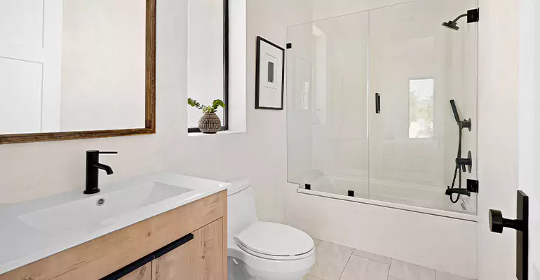 Tub Replacement With Shower in Leander